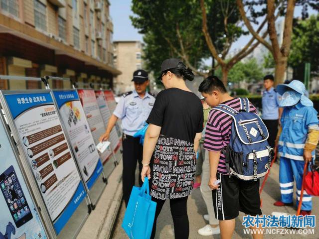 ������˳�ӻ����������־�ƻ��԰�ɳ���������չ��������թƭ�����