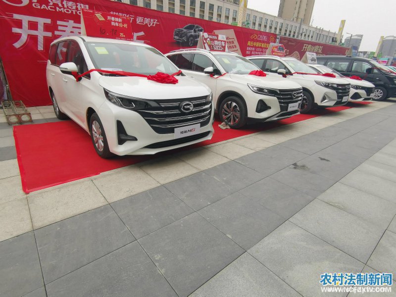 ����ۻ����㳡�׽쳵չ�ʢ��Ļ