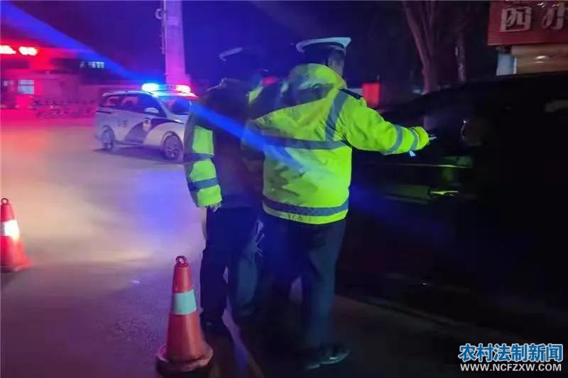 �����н���֧�ӳ�����չ����������Ⱦ���μ��������ж�