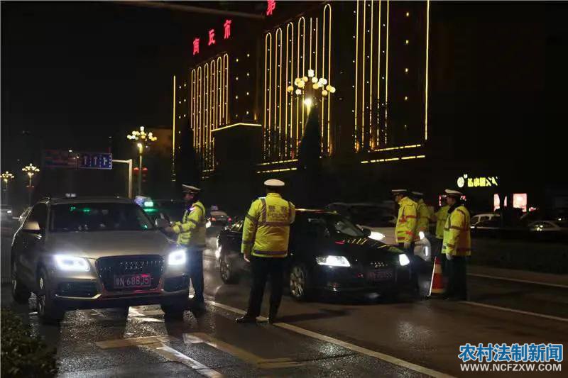 �����н���֧�ӳ�����չ����������Ⱦ���μ��������ж�