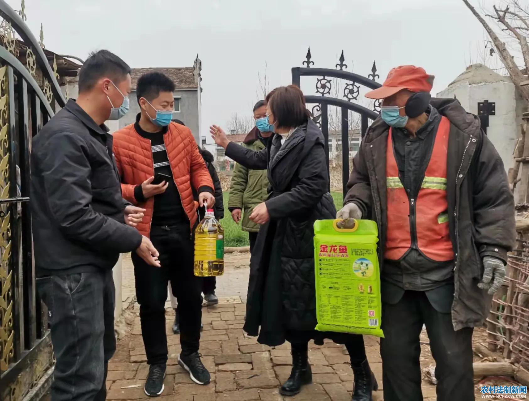 �й������ݳǵ��ŷֹ�˾��չ�߷�ο�ʻ