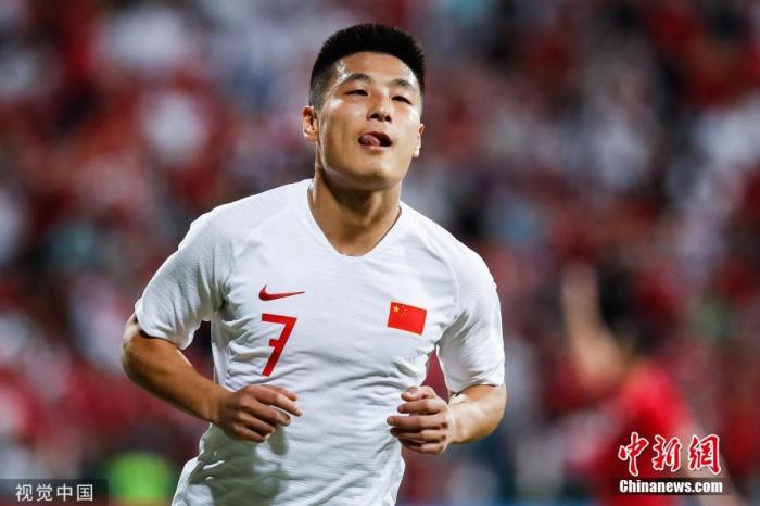 11��14�գ���Ԥ��������40ǿ���У�����ͳ�1:2���������ǣ������ж�������һ�򣬴˺�������������ƽ�ȷ֣������M�����������¹����ٶ����ͼΪ�����ڱ����С�ͼƬ��Դ���Ӿ��й�